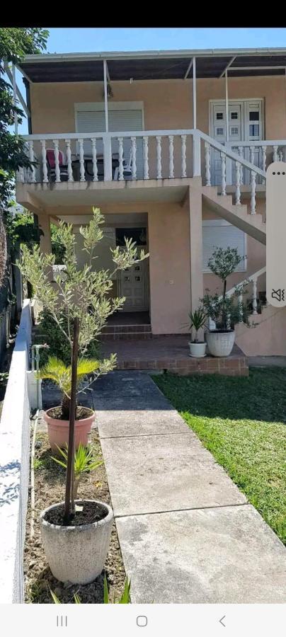 Apartman David - 65M² I Apartman Filip - 55M² Bar Bagian luar foto